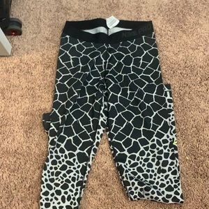 Nike pro giraffe print leggings